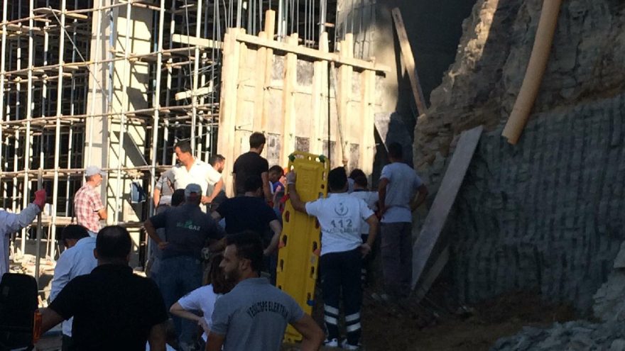 Çöken inşaat duvarının altında kalan işçilerden 1'i hayatını kaybetti. DHA