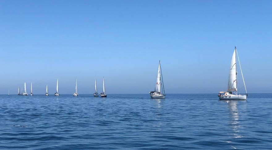 Yunanistan'tan Gürcistan'a uzanan Karadeniz kıyılarının 75 günde dolaşıldığı Karadeniz rallisine Türkiye ve 4 ülkeden 24 tekne katıldı.