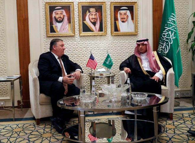 Pompeo ve Suudi Arabistan Dışişleri Bakanı Adil el-Cubeyr.