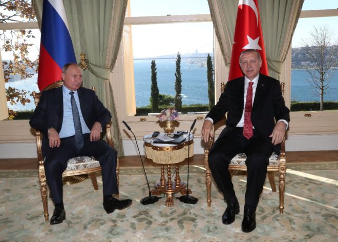 Cumhurbaşkanı Erdoğan ve Putin ikili görüşme gerçekleştirdi.