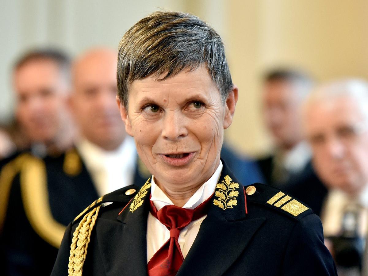 Hükümet kararını verdi! İşte NATO'nun ilk kadın Genelkurmay Başkanı