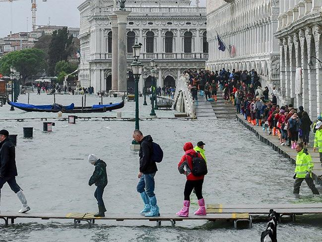 İtalya'daki fırtınada ölenlerin sayısı 18'e yükseldi
