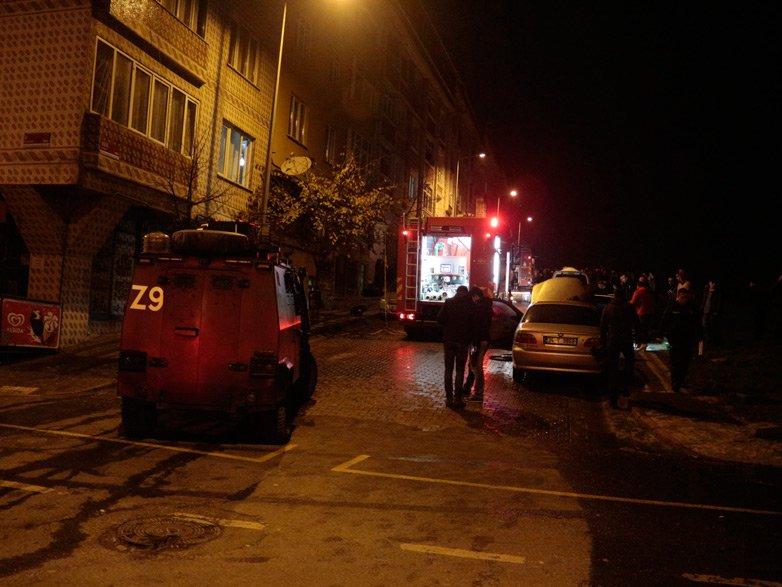İstanbul'da park halindeki 11 araç kundaklandı