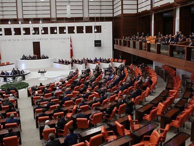 Meclis'te Atatürk büstü tartışması!