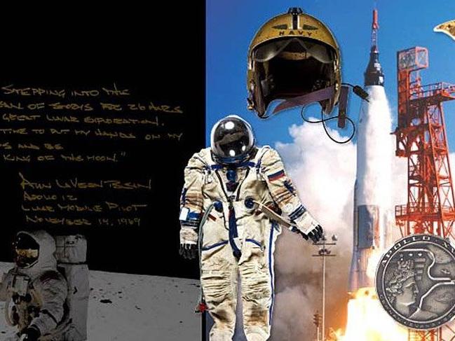 Ay'a ilk ayak basan insan Neil Armstrong'un eşyaları satıldı