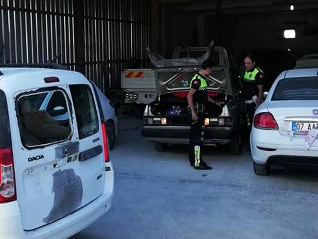 Antalya'da drift yapıp kaçan sürücüye 7 bin 696 lira ceza