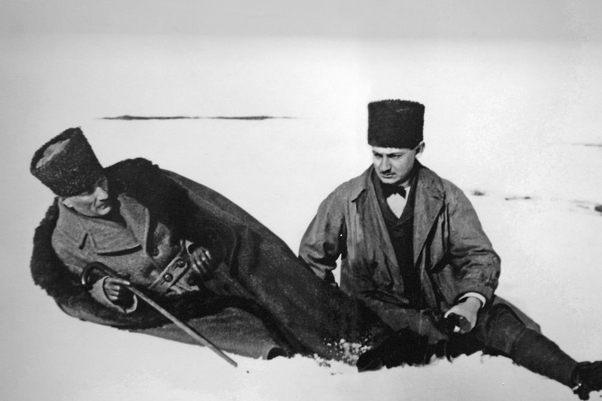 Gazi Mustafa Kemal Kocatepe'de.