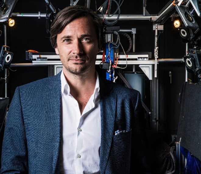 Profesör Gregoire Courtine 