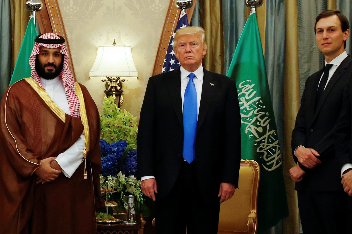 Prens Selman, ABD Başkanı Trump, Trump'ın Orta Doğu danışmanı ve damadı Kushner.