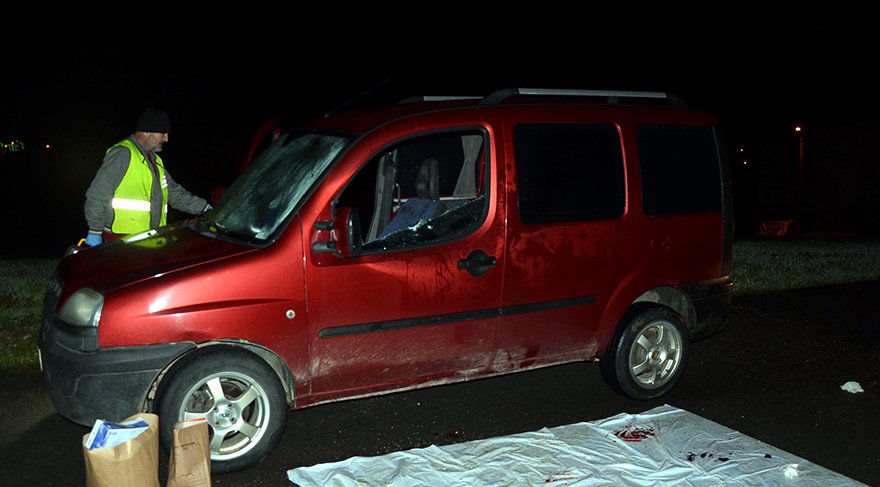 Evlilik hazırlığı yapan çift otomobilde silahlı saldırıya uğradı. Foto DHA