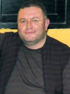 17 Aralık 2010 tarihinde çalıştığı barda uğradığı silahlı saldırıda öldürülen Sarp Öztürk