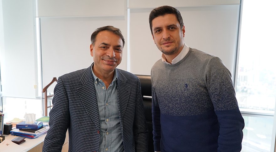 sozcu.com.tr ekonomi servisinden Barış Özkan, Futbol Ekonomisti Tuğrul Akşar, ile Türk futbolunun ekonomik durumunu ele aldı. (Fotoğraf:Kubilay Altuğ)