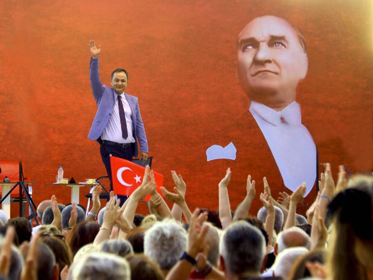 'Atatürk'ün açtığı uygarlık yolunda kararlılıkla yürüyorum'