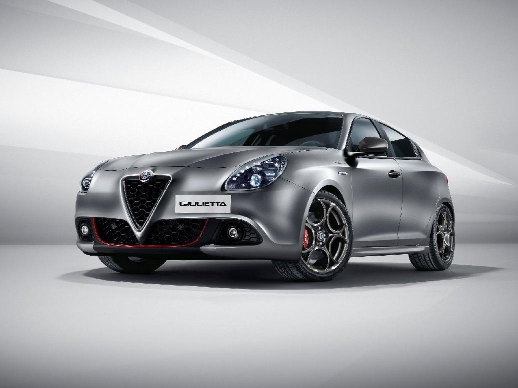 Alfa Romeo'dan yılın son indirimi