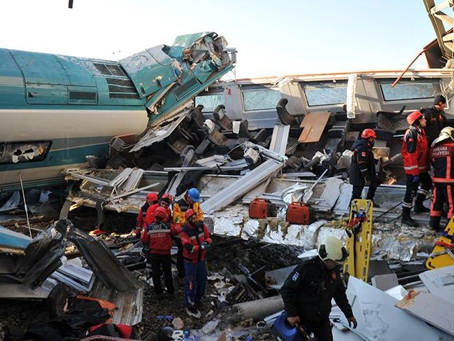 Türkiye'de yaşanan büyük tren kazaları