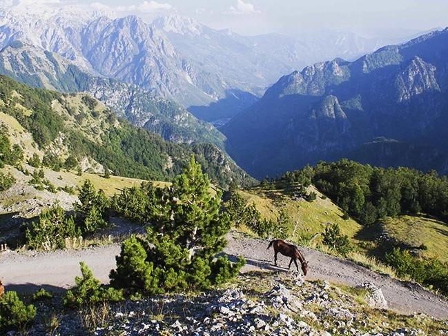 Arnavutluk'ta huzuru doyasıya hissedeceğiniz yer: Theth Milli Parkı