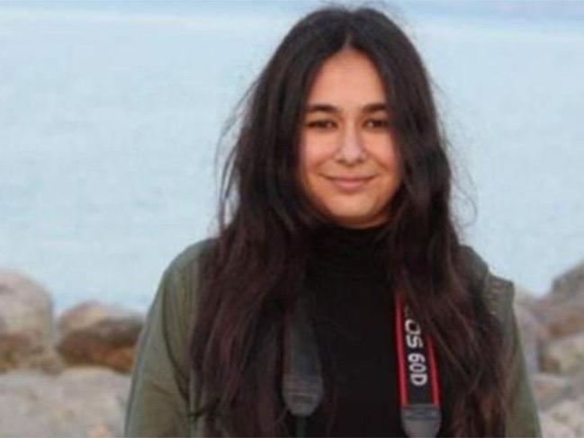 Gazetecilik öğrencisi Erdoğan'a hakaretten tutuklandı