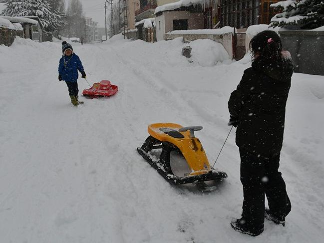 Bingöl Valiliği'nden kar tatili açıklaması: Bingöl'de yarın da okullar tatil mi?