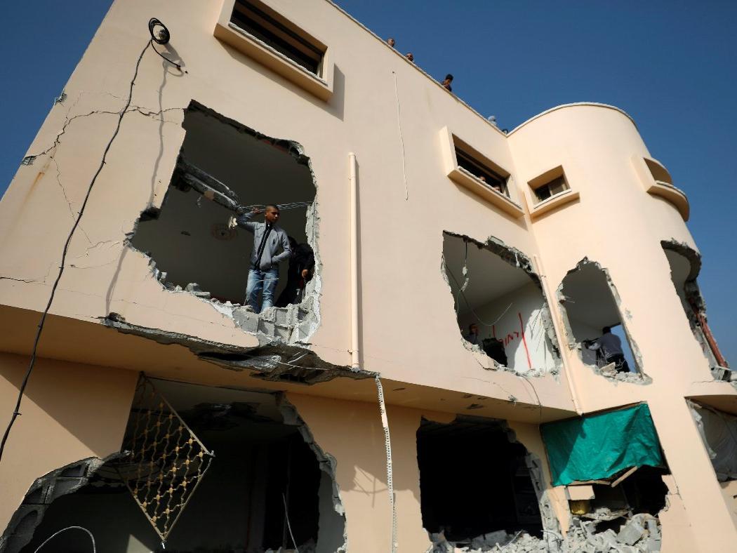 İsrail yine en iyi bildiği şeyi yaptı... Önce öldürdü sonra evini yıktı