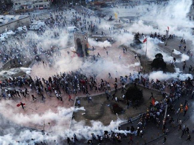 Gezi eylemcilerine mahkemeden 'Tekrar eylem yapabilirler' cezası