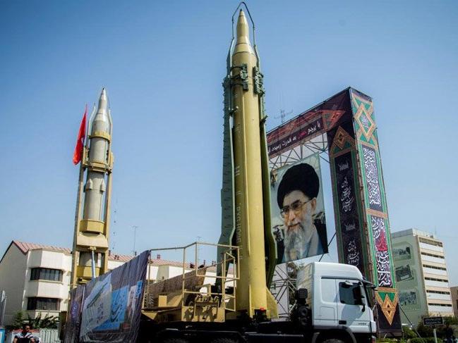 İran'dan ABD yaptırımları itirafı: Sarsıldık