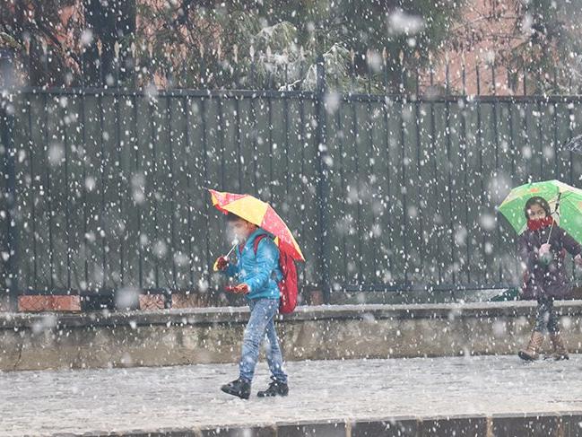Meteoroloji'den -11 uyarısı! İstanbul'da 5 derece azalacak, Ankara buz kesecek