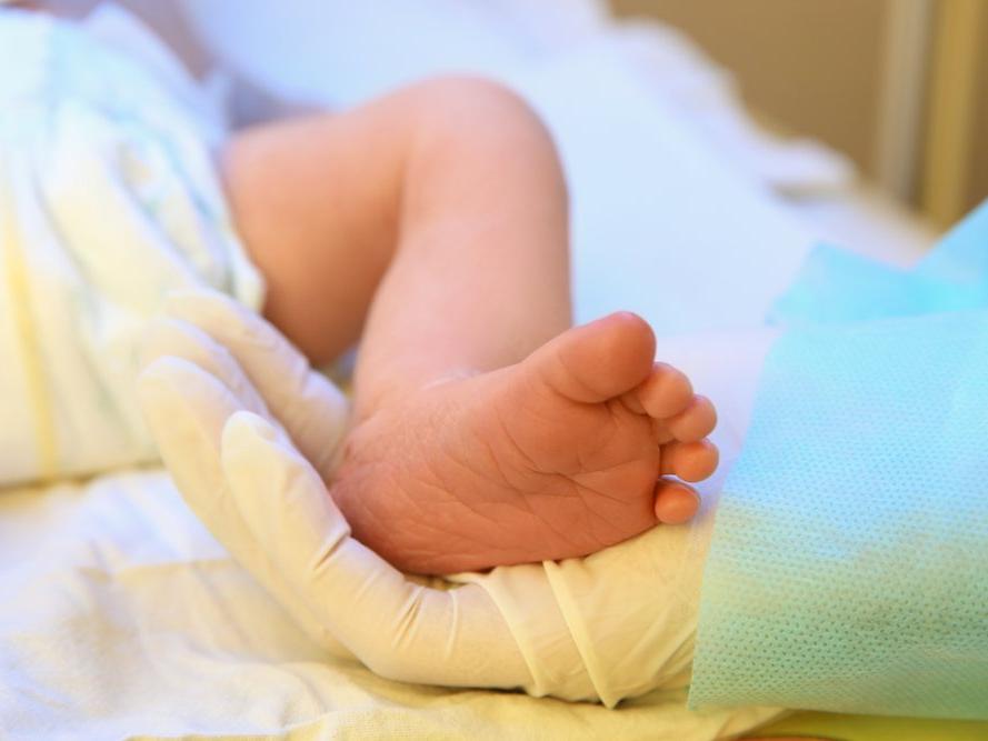 Bebeklerde sarılık nedir? Bebeklerde sarılık nedenleri, belirtileri ve tedavisi...