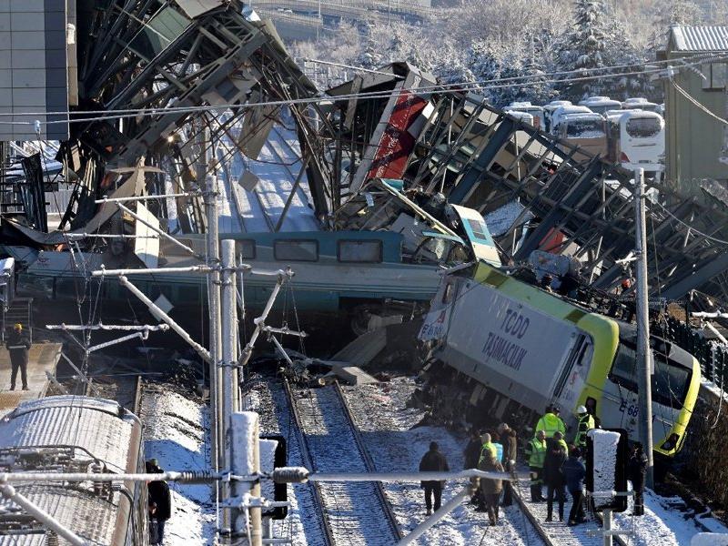 Tren kazası ile ilgili şok açıklama: Sinyalizasyon yoktu!