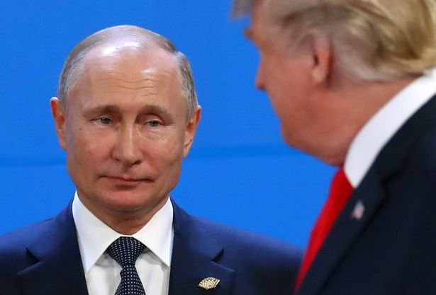 Baba Vanga'nın kehanetlerini aktaran uzmanlara göre Putin ve Trump 2019'da zor günler geçirecek.