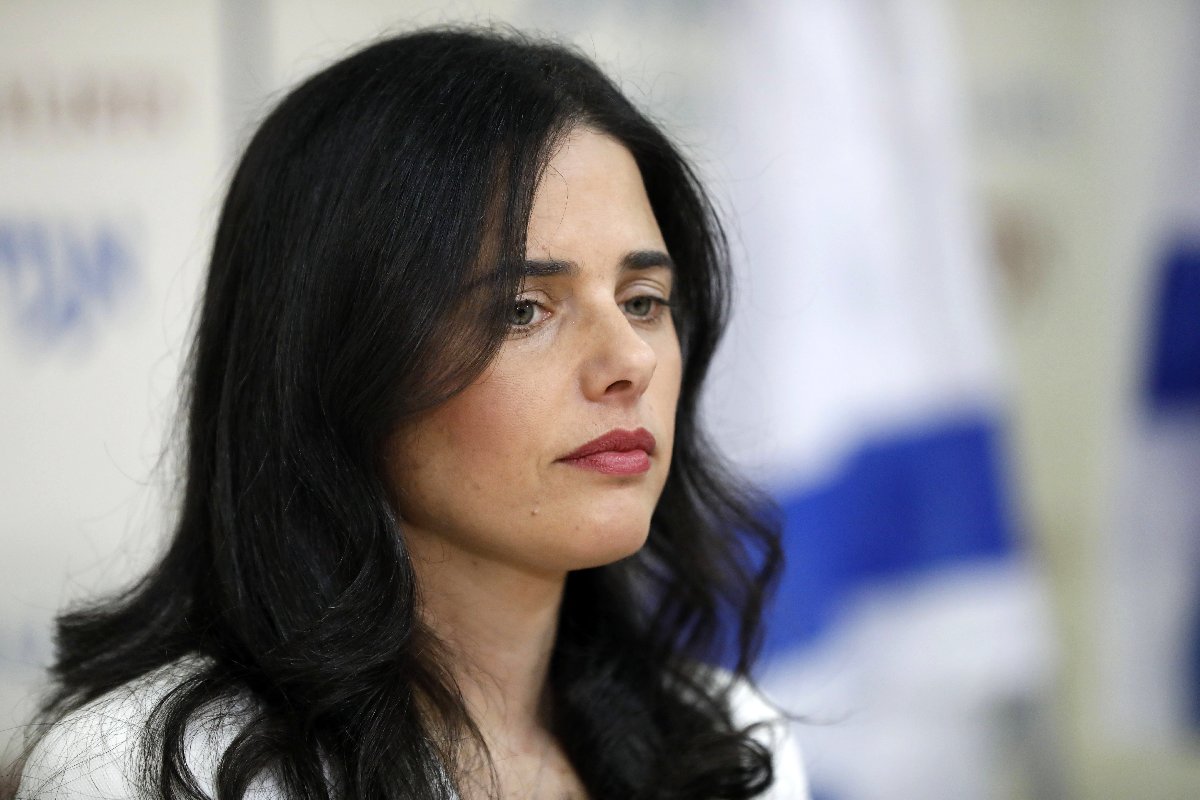 Netanyahu!nun en güvendiği isimlerden olan Shaked yeni parti kurma kararı aldı.