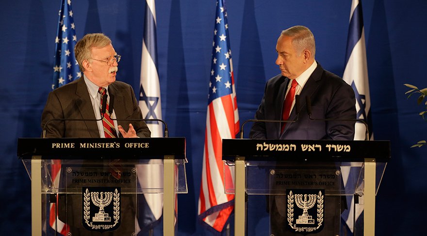 Trump’ın danışmanı John Bolton ile İsrail Başbakanı Benyamin Netanyahu 7 Ocak’ta Kudüs’teki Başbakanlık Ofisi’nde ortak basın toplantısı düzenlemişti. 