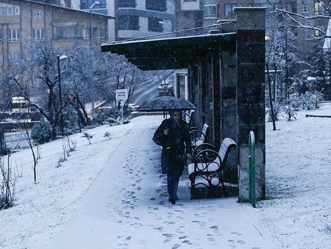 Bursa'da okullar tatil mi? Bursa'da kar yağışı sürüyor! Bursa Valiliği'nden açıklama var mı?