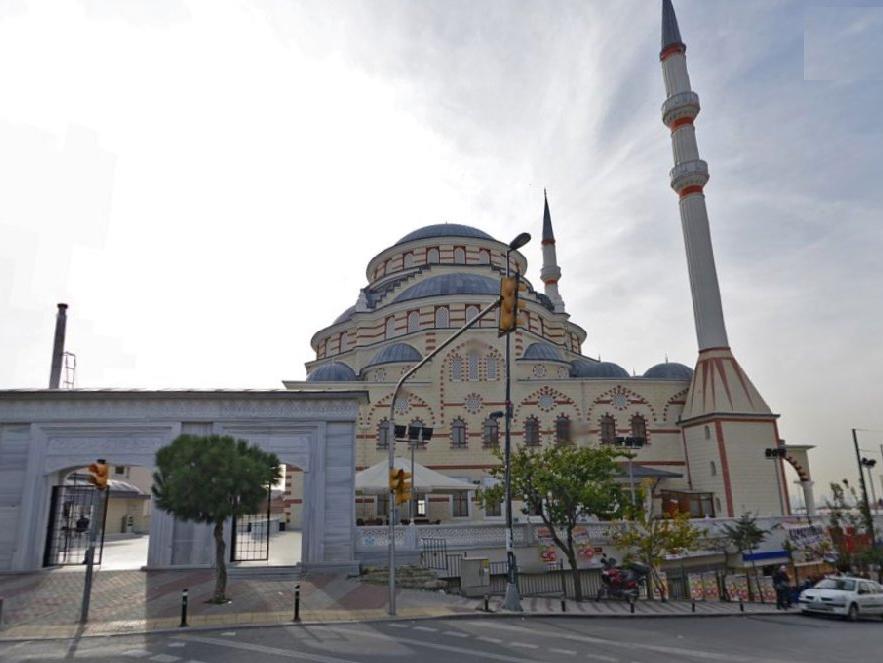 AKP’li belediye camiyi devretti 29.7 milyonluk vergi borcunu sildirdi
