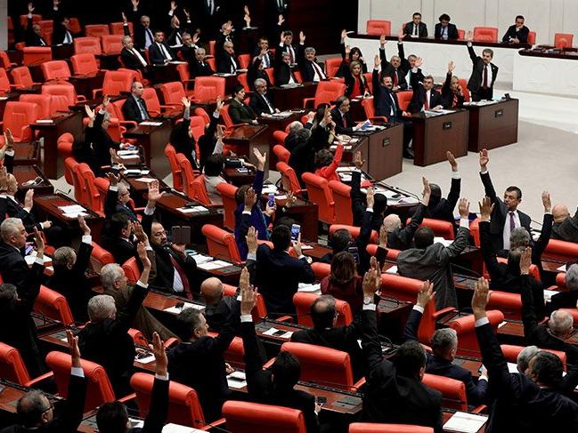 Emeklilikte yaşa takılanlar (EYT) AKP oyları ile yine hüsrana uğradı