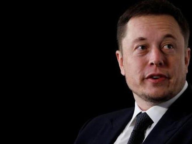 Tesla Model 3´ün üretimini artırmak için işgücünü yüzde 7.0 azaltacak