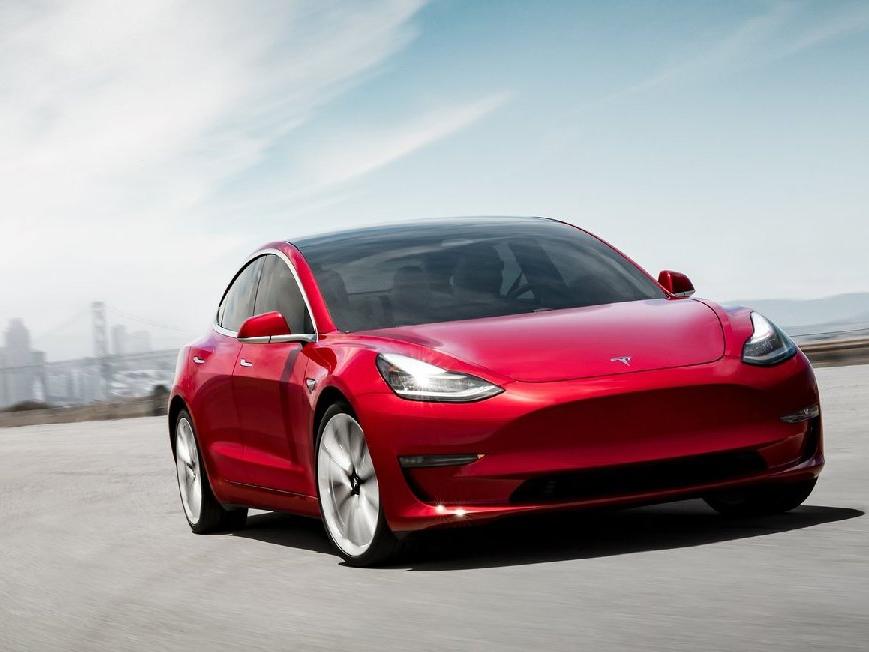 Tesla, Model 3 teslimatlarına Avrupa'da başlıyor!