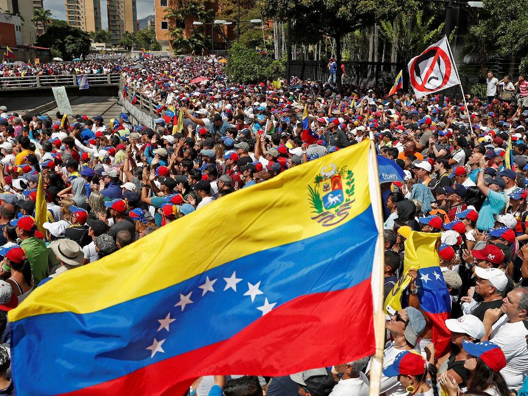 Venezuela Ankara Büyükelçisi: Türk halkından dayanışma bekliyoruz