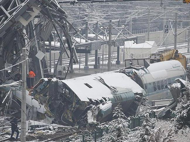 Hızlı tren kazasının telsiz konuşmaları ortaya çıktı