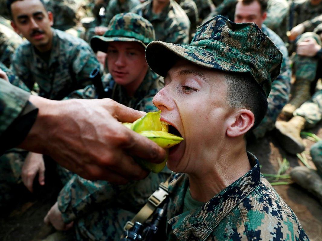 Askeri tatbikatta şaşkına çeviren görüntü: Adeta suyunu çıkardılar