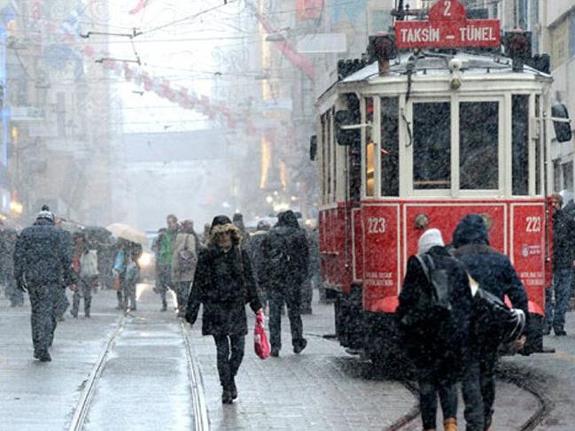 Dondurucu soğuklar için saatler kaldı! İstanbul dikkat kar geliyor...
