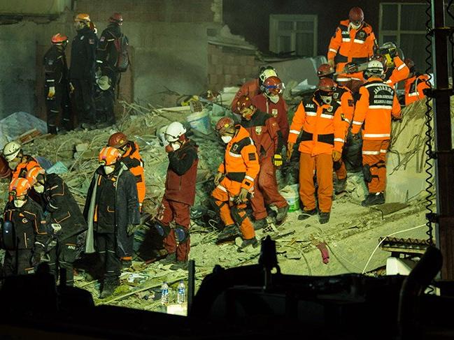İstanbul Valiliği, Kartal'da çöken binada ölen ve yaralananların isimlerini açıkladı