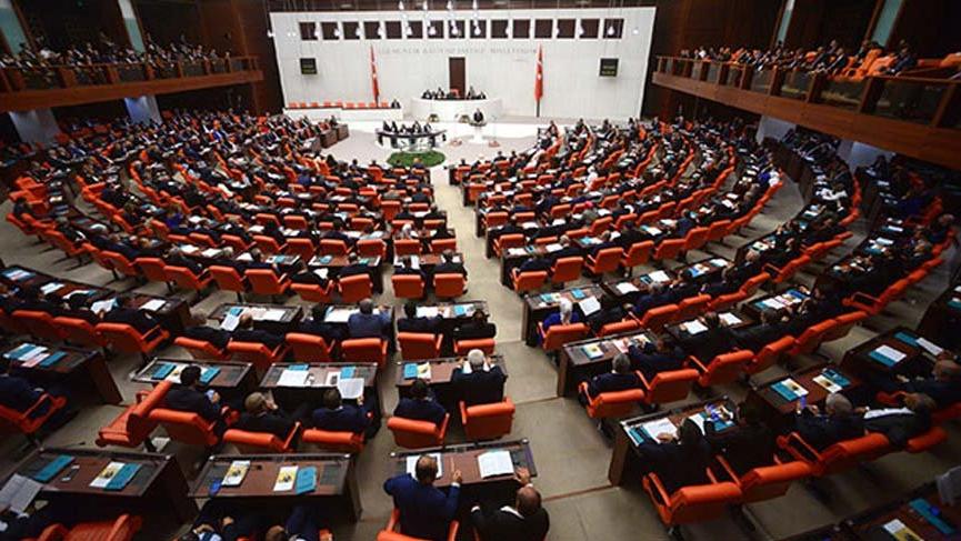 AKP'den 12 maddelik yasa teklifi!