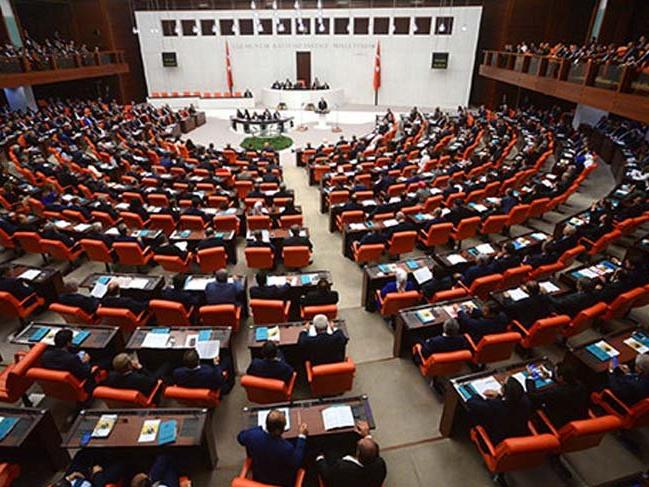 AKP'den 12 maddelik yasa teklifi!
