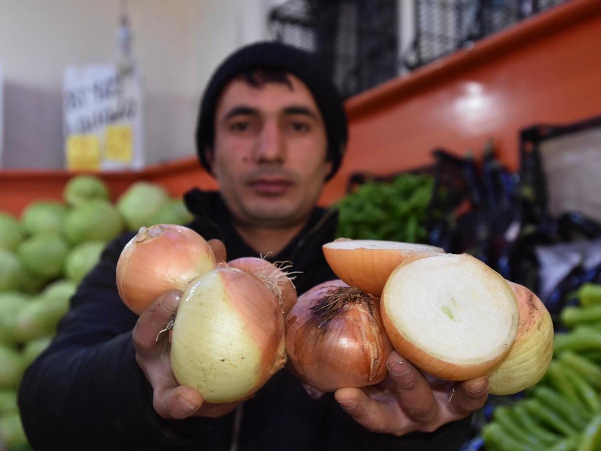 İran soğanı raflarda yerini aldı