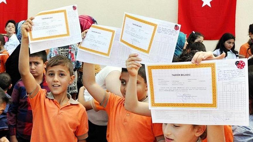 MEB duyurdu! Okullar ne zaman kapanacak? Ä°Åte yaz tatilinin baÅlayacaÄÄ± tarih
