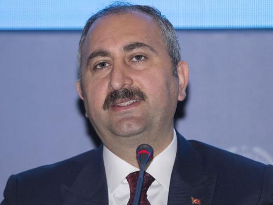 Adalet Bakanı Gül: Kumpasla hukuku çiğneyenlerin Türk yargısında yeri yok