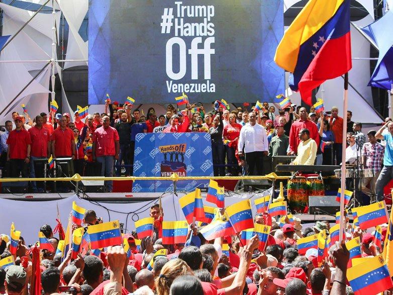 Venezuela'da hükümet taraftarları da 9 Mart'ta sokakta