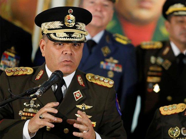 Venezuela Savunma Bakanı Lopez, ABD ile böyle alay etti: Emri verdim!