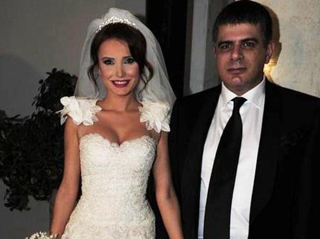 Oyuncu Meral Kaplan eşi Erhan Kanioğlu'ndan şikayetçi oldu
