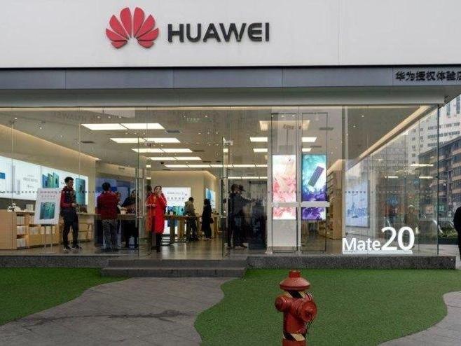 Huawei avukatları "İran'a yaptırımları delme" suçlamasını reddetti